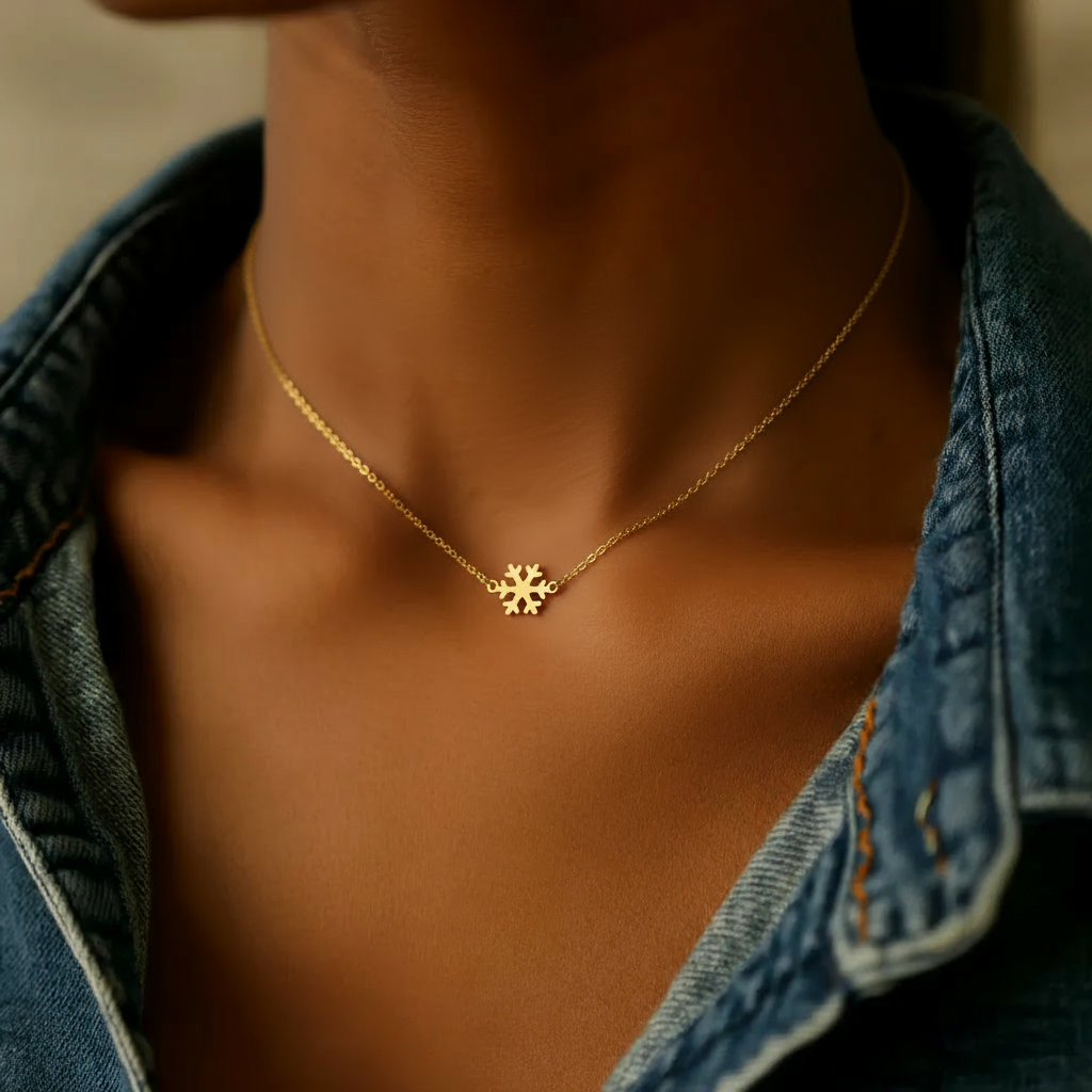 VS20-Snow pendant. Made with silver and gold-plated