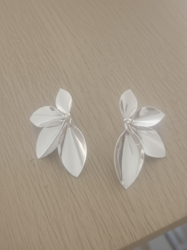 VS11-Silver Leaves Earrings – A Gentle Whisper of Nature