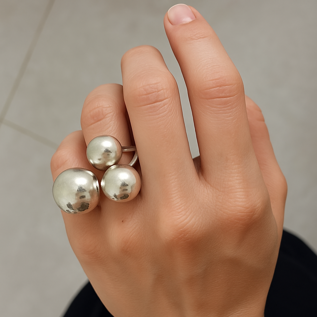 VS10-Handmade Silver Triple Circle Ring – Modern Minimalist Design