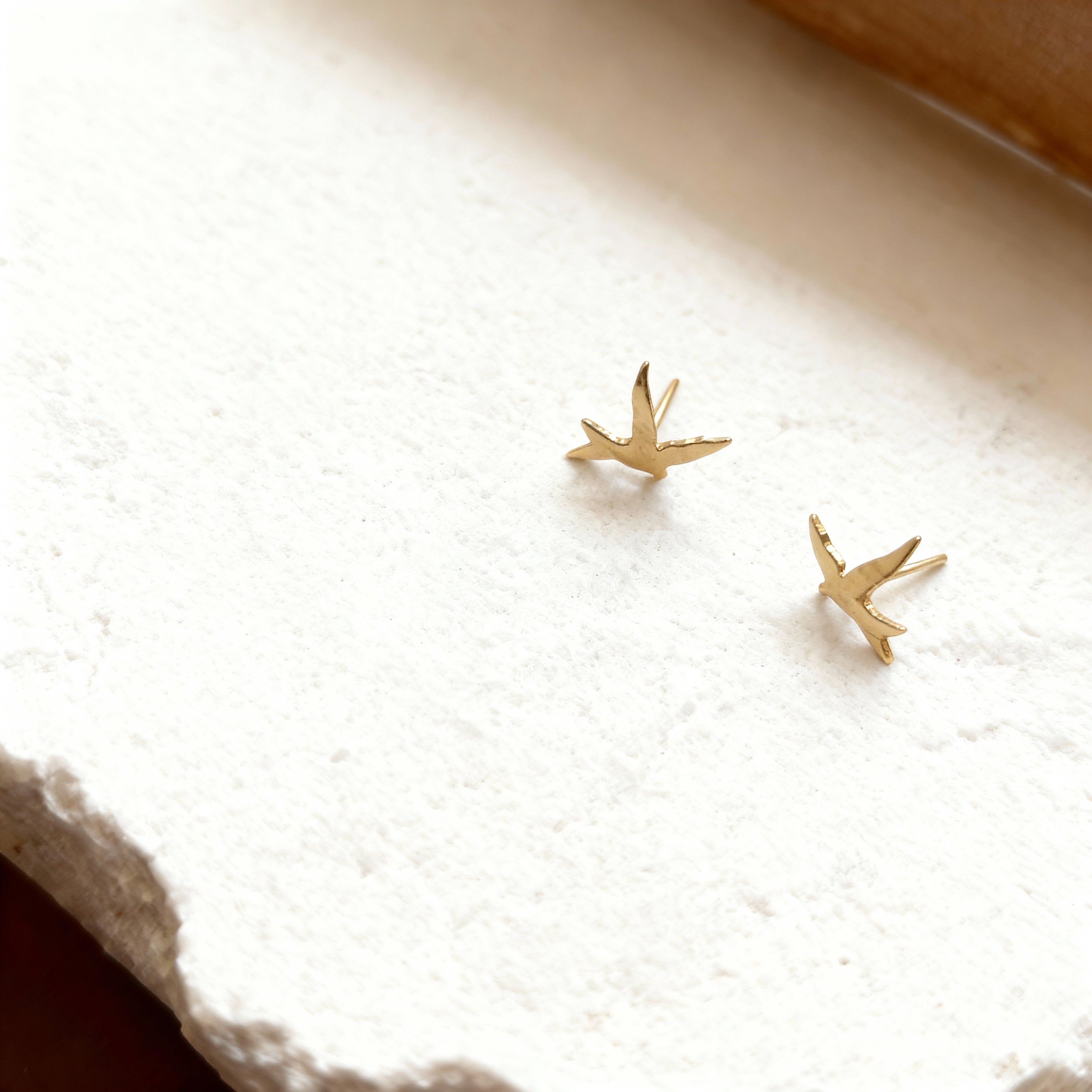 VS7-Silver Bird Necklace and earrings – Symbol of Freedom & Positive Energy