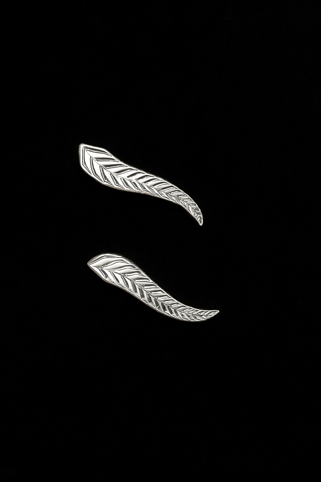 VS18-Handmade Silver925 earrings offer an elegant touch to any outfit